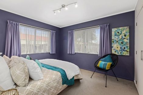 Photo of property in 2 Gordon Street, Avalon, Lower Hutt, 5011