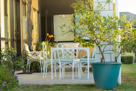 Photo of property in 9 Ellesmere Close, Pyes Pa, Tauranga, 3112