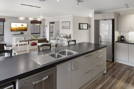 Photo of property in 40 Sunningdale Drive, Stoke, Nelson, 7011