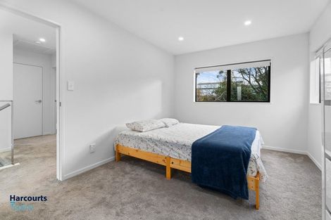 Photo of property in 26f Sheridan Drive, New Lynn, Auckland, 0600