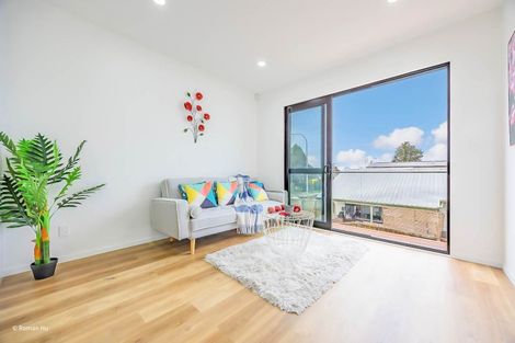 Photo of property in 1b Edwards Avenue, Henderson, Auckland, 0610
