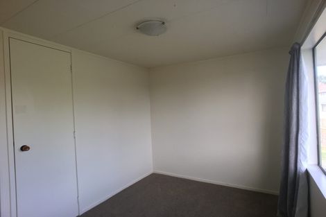 Photo of property in 60 Lavelle Road, Henderson, Auckland, 0612