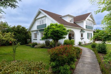 Photo of property in 17 Rhodes Street, Waimate, 7924