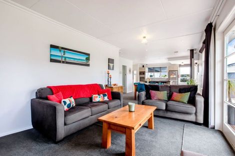 Photo of property in 102 Regent Street, Pahiatua, 4910