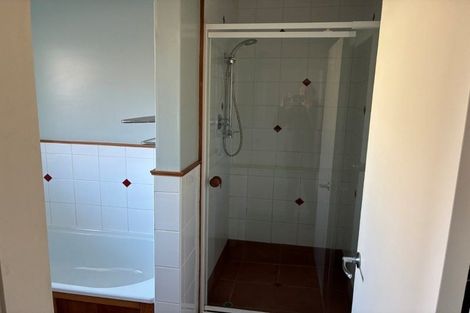 Photo of property in 2/7 Camberwell Place, Avonhead, Christchurch, 8042