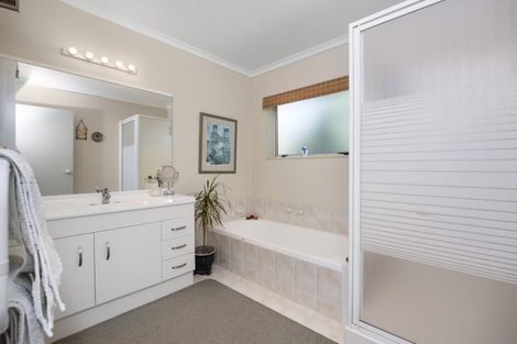 Photo of property in 12 Monterey Key, Papamoa Beach, Papamoa, 3118