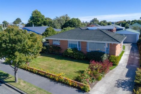 Photo of property in 27 Yardley Street, Avonhead, Christchurch, 8042