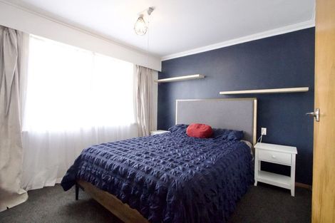 Photo of property in 15 Barrett Road, Whalers Gate, New Plymouth, 4310