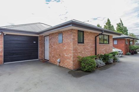 Photo of property in 2/85 Yaldhurst Road, Sockburn, Christchurch, 8042