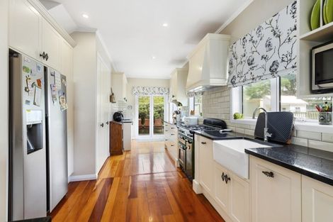 Photo of property in 43 Tireti Road, Titahi Bay, Porirua, 5022