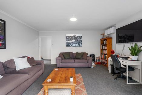 Photo of property in 1/55 Mcfaddens Road, St Albans, Christchurch, 8052