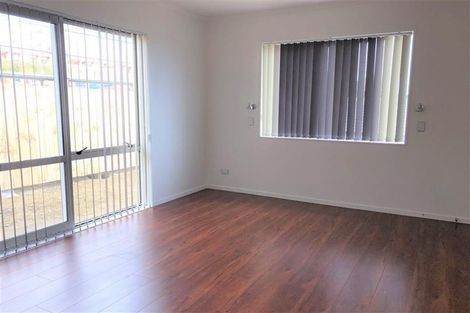 Photo of property in 35 Nola Dawn Avenue, Papakura, 2110