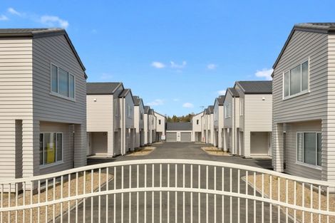 Photo of property in 52d Fifth Avenue, Enderley, Hamilton, 3214