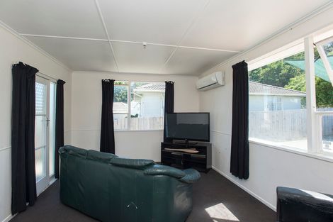 Photo of property in 19 Halley Street, Outer Kaiti, Gisborne, 4010