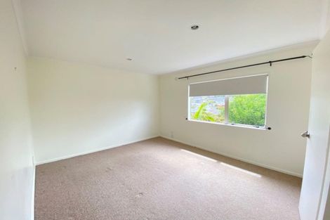 Photo of property in 14 Meharg Place, Fairview Heights, Auckland, 0632