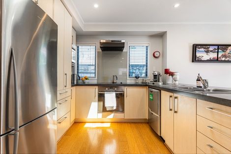 Photo of property in 37 Kings Road, Panmure, Auckland, 1072