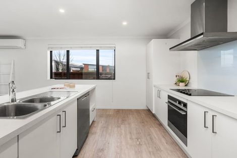 Photo of property in 16 Ledbury Drive, Rolleston, 7615