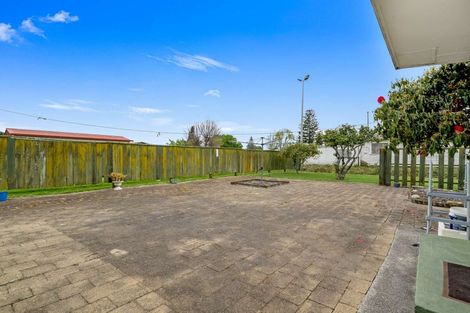 Photo of property in 18 Kowhai Avenue, Edgecumbe, 3120