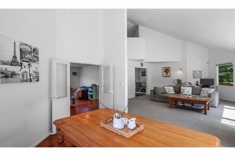 Photo of property in 29 Kate Sheppard Avenue, Torbay, Auckland, 0630