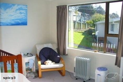 Photo of property in 1/35 D'oyly Drive, Stanmore Bay, Whangaparaoa, 0932