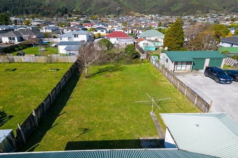 Photo of property in 172 Wellington Road, Wainuiomata, Lower Hutt, 5014