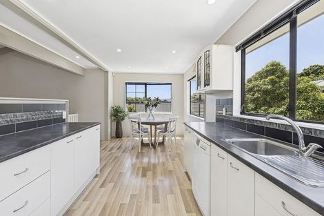 Photo of property in 45 Albatross Close, Whitby, Porirua, 5024