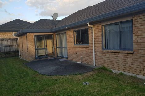 Photo of property in 3 Boderg Way, East Tamaki, Auckland, 2016