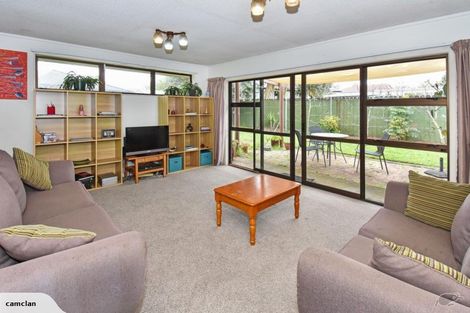 Photo of property in 2 James Walter Place, Mount Wellington, Auckland, 1060