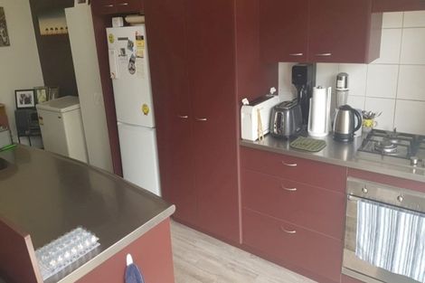 Photo of property in 2/1 Wiggins Street, Sumner, Christchurch, 8081