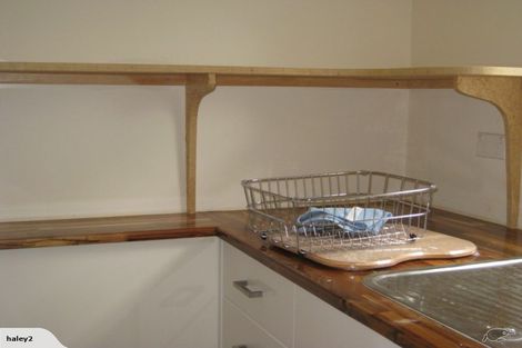 Photo of property in 9 Owen Street, Newtown, Wellington, 6021