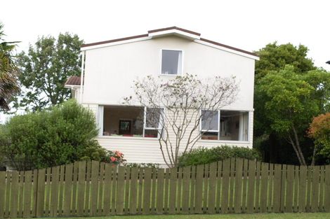 Photo of property in 21 Judkins Crescent, Cockle Bay, Auckland, 2014