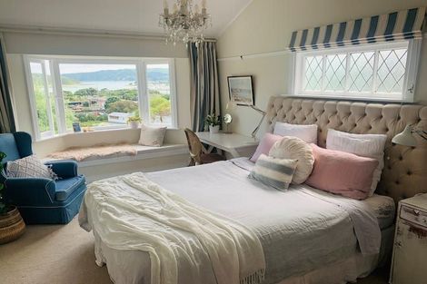 Photo of property in 4a Whitianga View, Paremata, Porirua, 5024