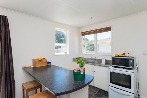 Photo of property in 19 Halley Street, Outer Kaiti, Gisborne, 4010