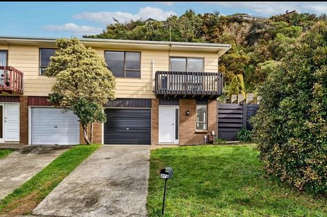 Photo of property in 27 Old Coach Road, Johnsonville, Wellington, 6037