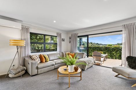 Photo of property in 38 Pakanga Grove, Pyes Pa, Tauranga, 3112