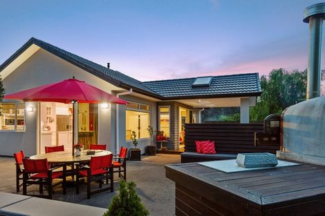 Photo of property in 139 Richmond Road, Brixton, New Plymouth, 4373