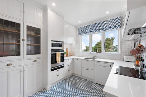 Photo of property in 4 Indus Street, Khandallah, Wellington, 6035