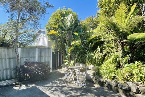 Photo of property in 89 Taylor Terrace, Tawa, Wellington, 5028