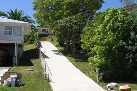 Photo of property in 72 Stott Avenue, Birkdale, Auckland, 0626