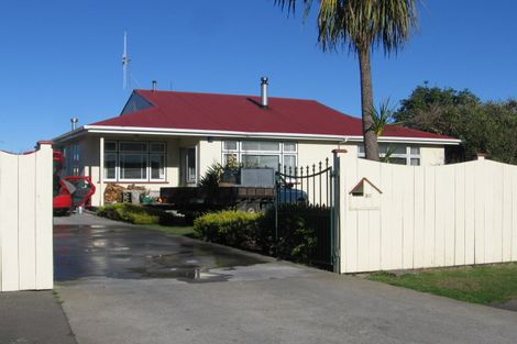 Photo of property in 30 Rata Street, Roslyn, Palmerston North, 4414