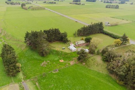 Photo of property in 80674 Masterton Road, Woodville, 4999