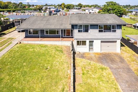 Photo of property in 16 Swinbourne Street, Waverley, 4510