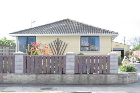 Photo of property in 17 Mclaren Crescent, Onekawa, Napier, 4110