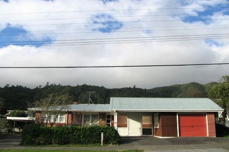 Photo of property in 347 Stokes Valley Road, Stokes Valley, Lower Hutt, 5019
