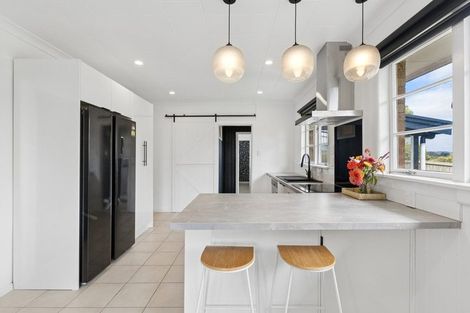 Photo of property in 222 Great South Road, Huntly, 3700