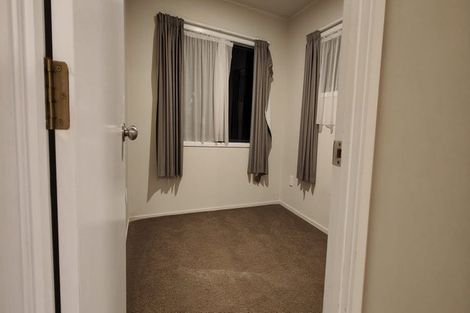 Photo of property in 23 Hindmarsh Street, Henderson, Auckland, 0612