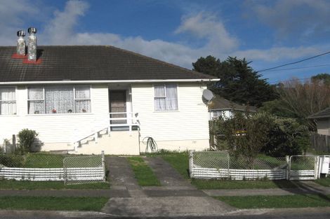 Photo of property in 114-116 Hampshire Street, Cannons Creek, Porirua, 5024