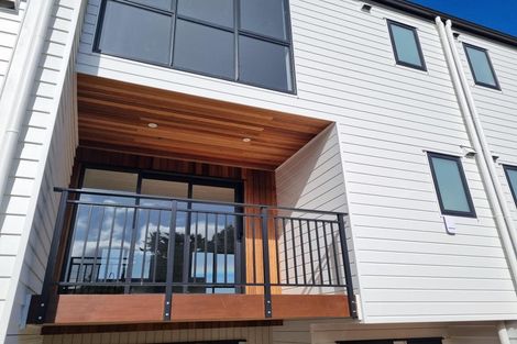 Photo of property in 1e Currey Crescent, Milford, Auckland, 0620