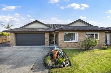 Photo of property in 16 Ploughmans Avenue, Pukekohe, 2120