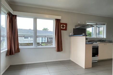 Photo of property in 70 Angelo Avenue, Howick, Auckland, 2014